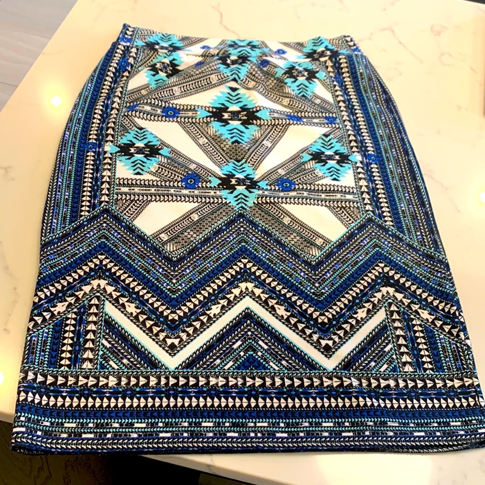 Renee C size XL pencil skirt shades of blues